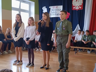 Uczniowie podczas apelu