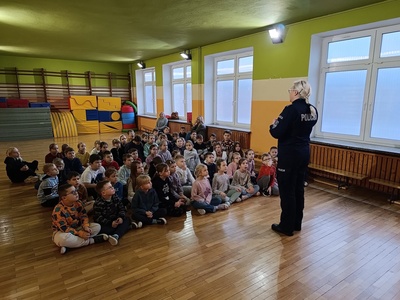Uczniowie podczas zajęć