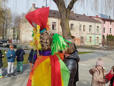 uczniowie podczas zajęć