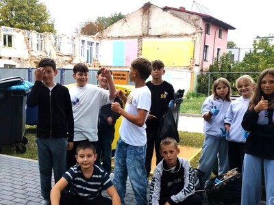 uczniowie podczas zajęć