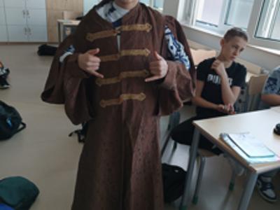 uczniowie podczas zajęć