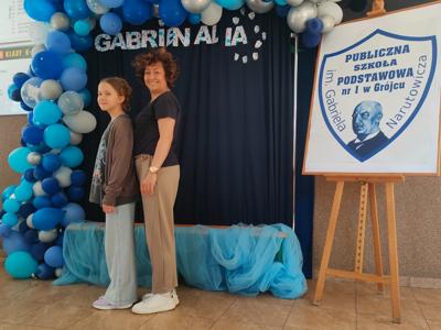 uczniowie podczas zabawy