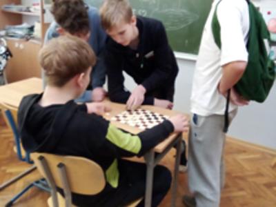 uczniowie