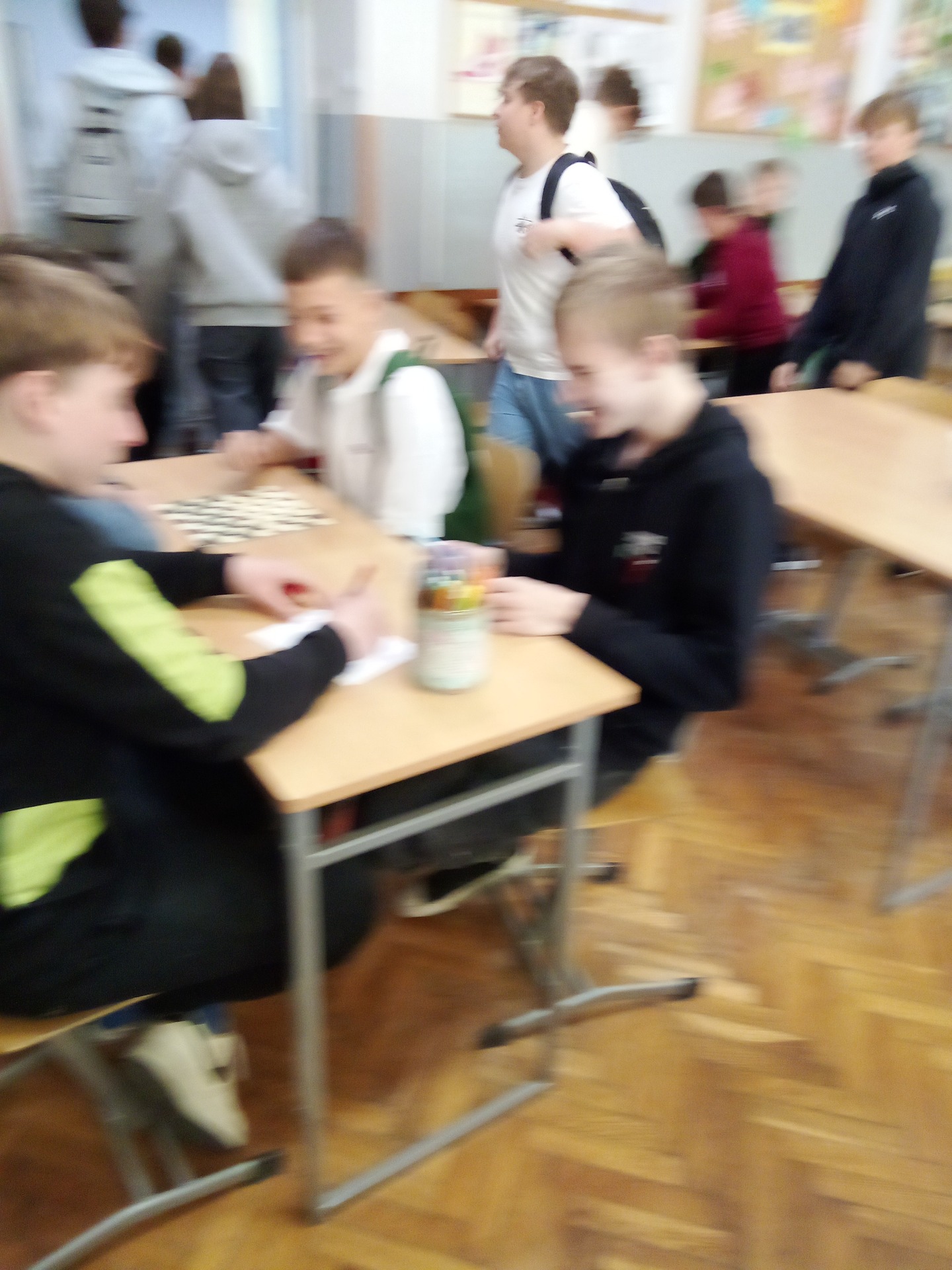 uczniowie