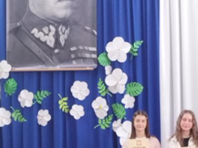 uczniowie podczas zajęć