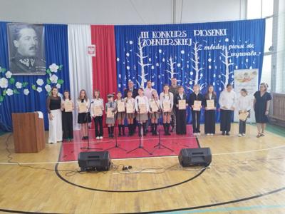 uczniowie podczas zajęć