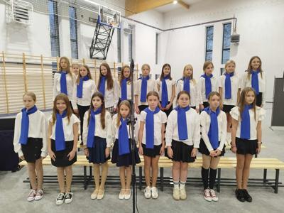 uczniowie podczas zajęć