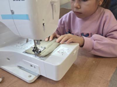 uczniowie podczas zabawy