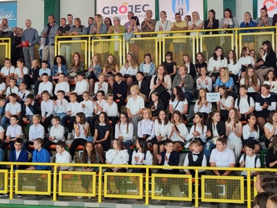 Uczniowie klas 5-8