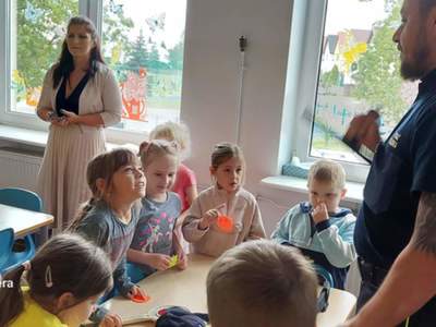 Motylki słuchają pogadanki