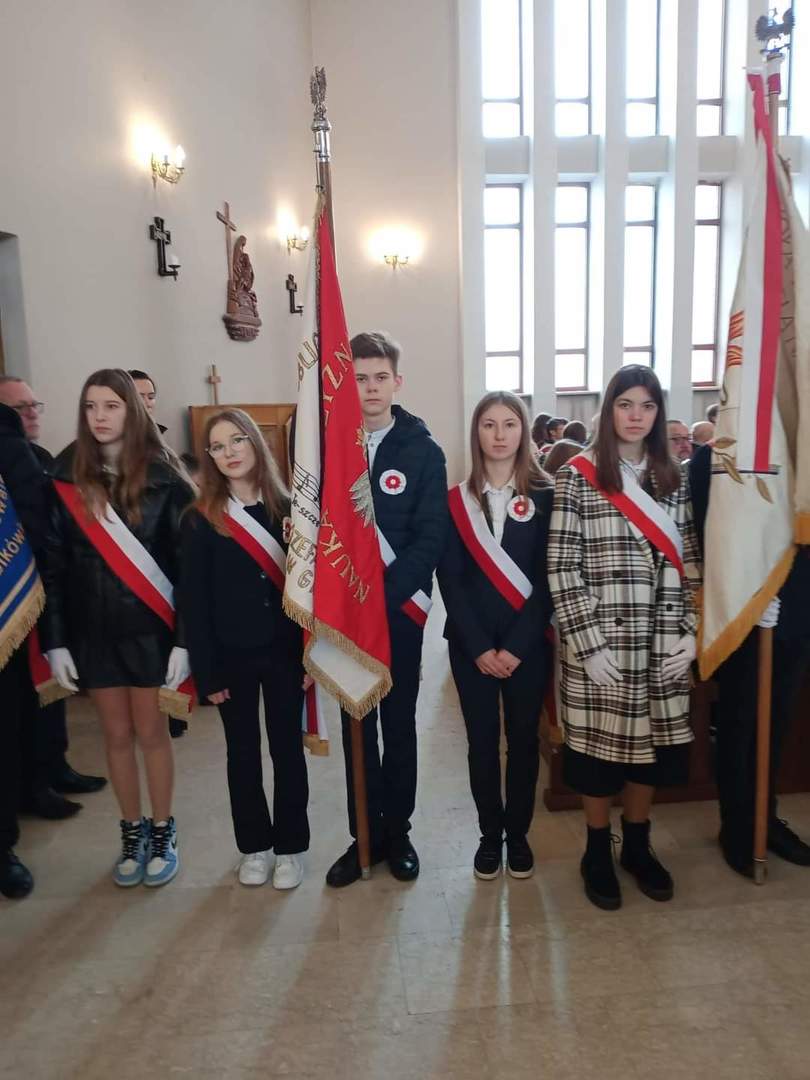 Dwójkowa społeczność jest zawsze aktywnie zaangażowana we wszelkie lokalne wydarzenia.
