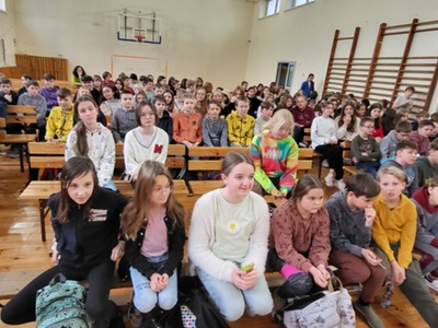 uczniowie