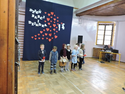 Przedstawienie na dzień babci i dziadka 