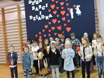 Przedstawienie na dzień babci i dziadka 