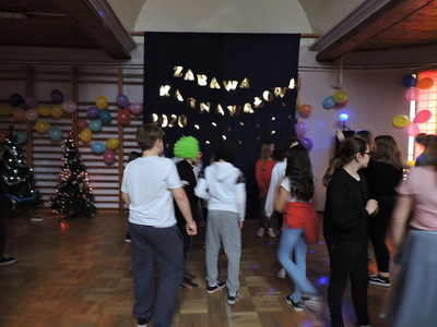 Zabawa na balu karnawałowym 