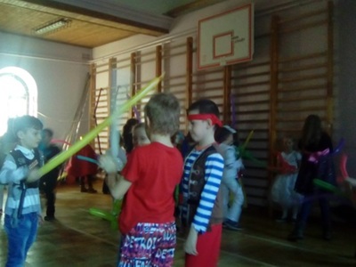 Zabawa podczas ferii zimowych 