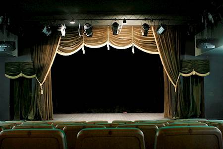 Sztuka to także teatr!