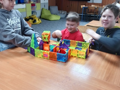 resized_1000005344_1759321959369.jpeg[small]