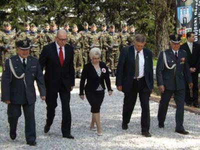 8maj9