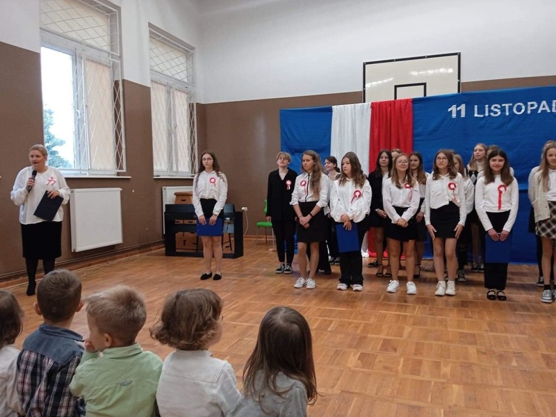 Wiadomości - Publiczna Szkoła Podstawowa im. Bajkopisarzy Świata w