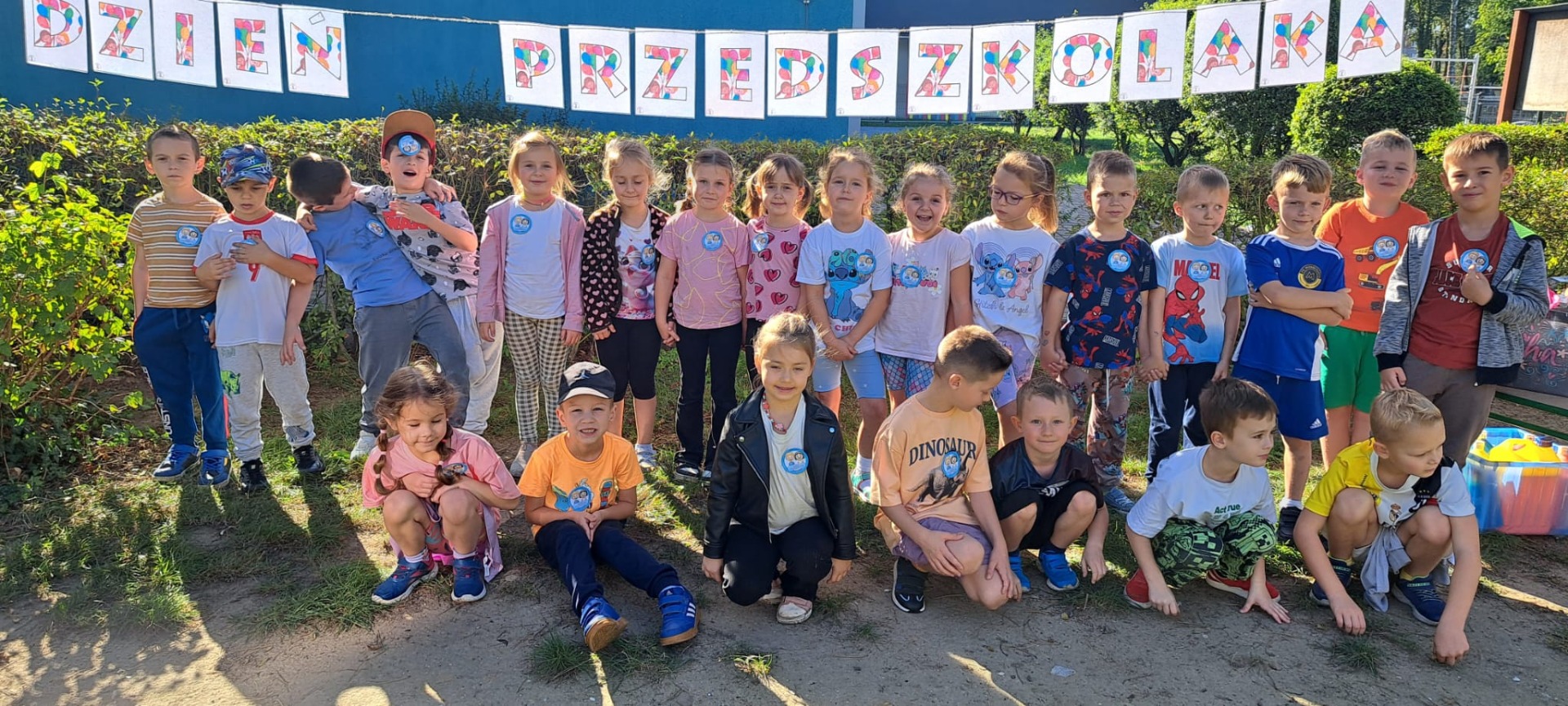 Dzieci bawiące się podczas Dnia Przedszkolaka.