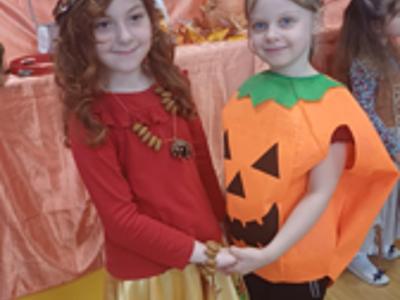 Przedszkolaki podczas Balu Jesieni.