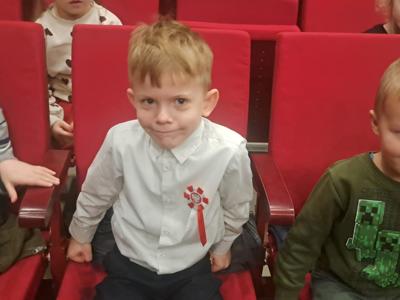 Uczestnicy czekający na swoją kolej.