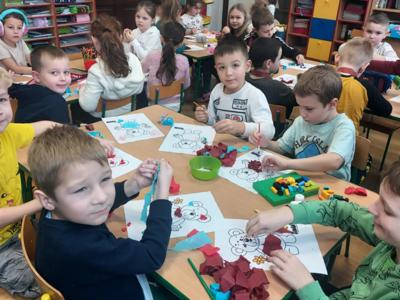 Przedszkolaki podczas Dnia Pluszowego Misia.