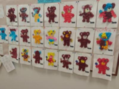 Prace plastyczne stworzone podczas Dnia Pluszowego Misia.