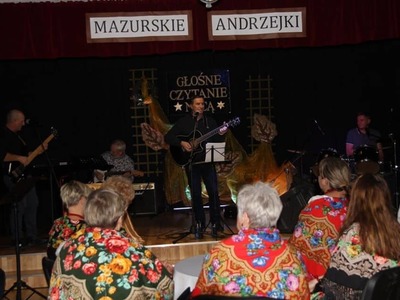 zespół po sezonie na scenie 