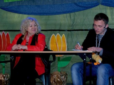 Na zdjęciu grupa teatralna Bez Pośpiechu 