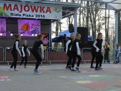 Tancerze Klubu Tańca Towarzyskiego BALAVIO
