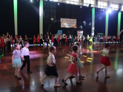 Tancerze Klubu Tańca Towarzyskiego BALAVIO