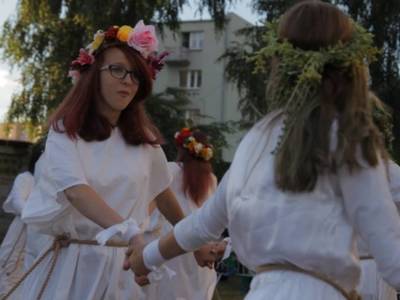 Tancerze Klubu Tańca Towarzyskiego BALAVIO