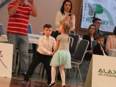 Tancerze Klubu Tańca Towarzyskiego BALAVIO
