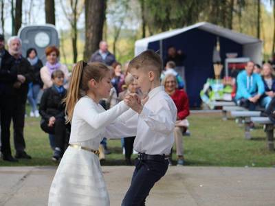 Tancerze Klubu Tańca Towarzyskiego BALAVIO