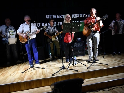 Festiwal Żurawiejek i Piosenki Ułańskiej