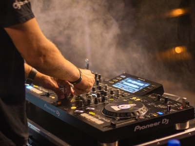SUMMER DJ FIGHT