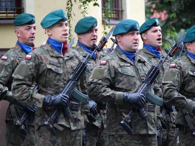Mieszkańcy Białej Piskiej w hołdzie Bohaterom