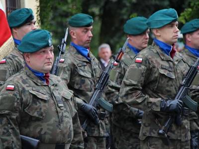 Mieszkańcy Białej Piskiej w hołdzie Bohaterom