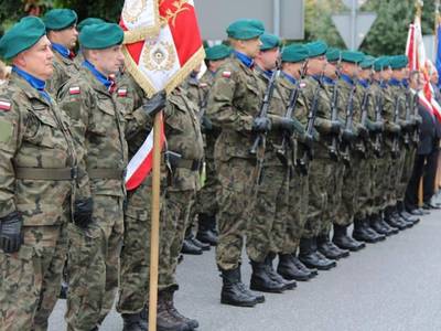 Mieszkańcy Białej Piskiej w hołdzie Bohaterom