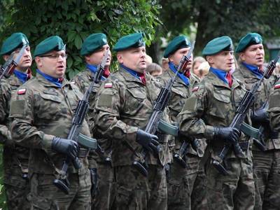 Mieszkańcy Białej Piskiej w hołdzie Bohaterom