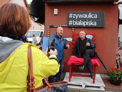 ŻYWA ULICA