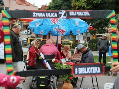 ŻYWA ULICA