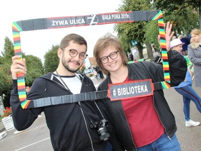 ŻYWA ULICA