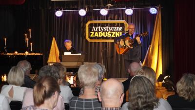 ARTYSTYCZNE ZADUSZKI