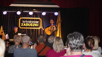 ARTYSTYCZNE ZADUSZKI