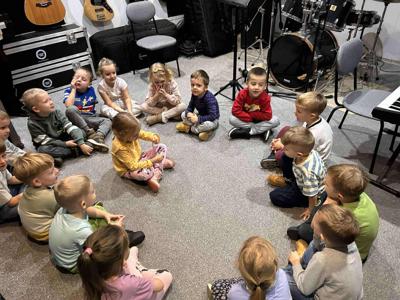 Grupa Motylki z Przedszkola Miejskiego