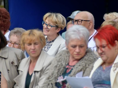Przegląd Seniorskiej Twórczości Artystycznej  występy zespołów na scenie