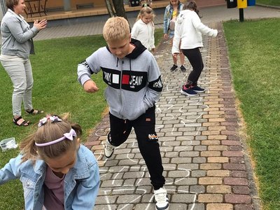 Zajęcia wakacyjne z dziećmi w MGOK i MGBP